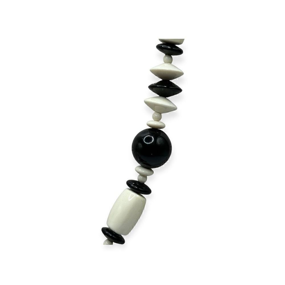 Vintage Beaded Black & White Statement Necklace 27 Inches Long Lobster Claw Clos View 3